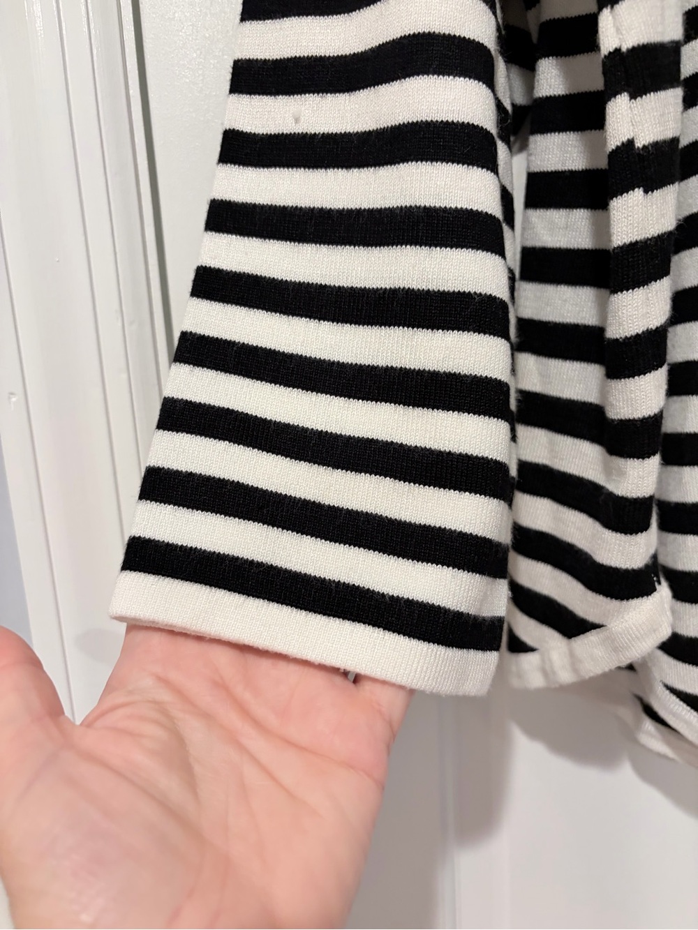 Philosophy Woman 2X Black White Striped Heart Sweater Top Plus Size - Picture 8 of 8